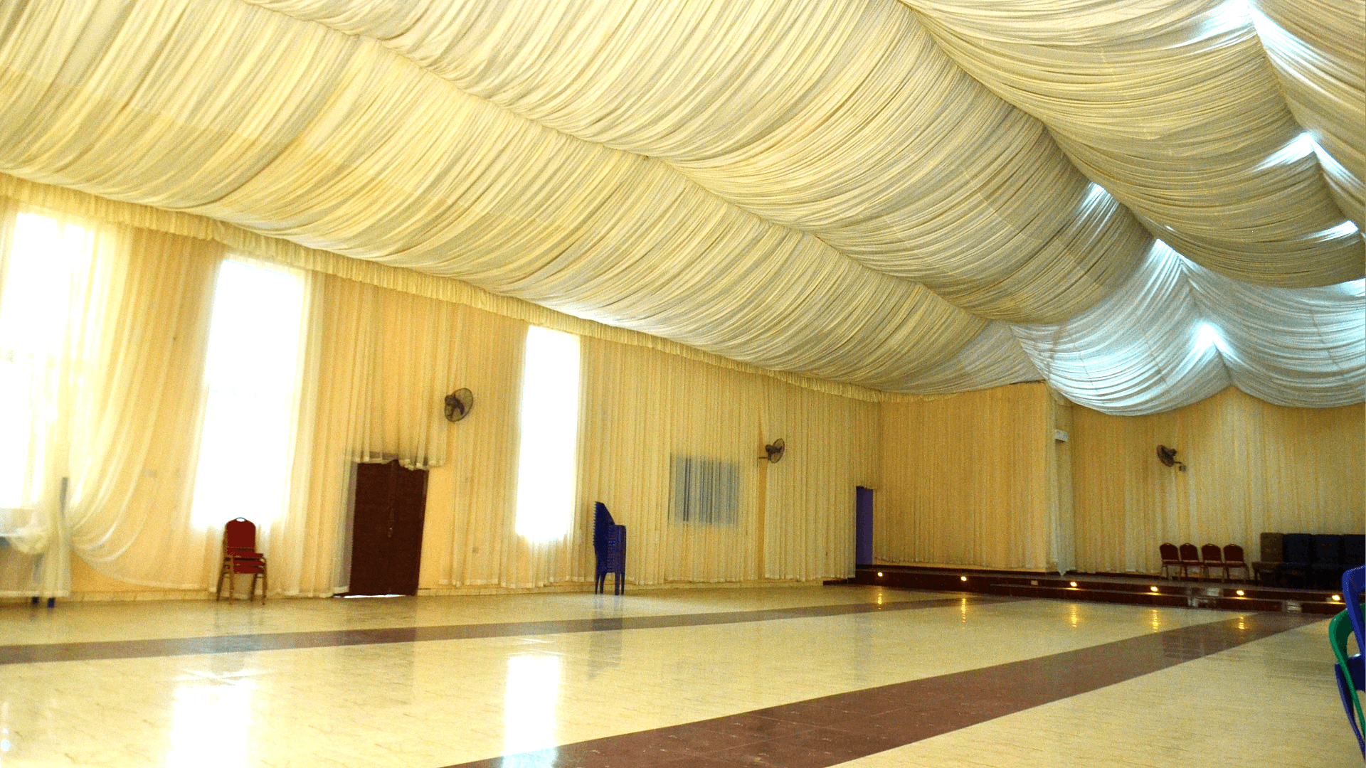 Suitable for All Seat arrangement